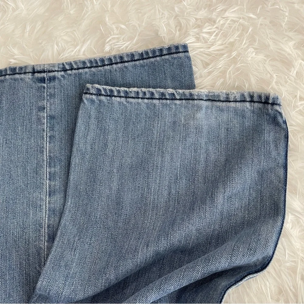 Levi’s 501 Jeans Men’s 36X32 Straight Leg Button Fly Distressed Medium Wash